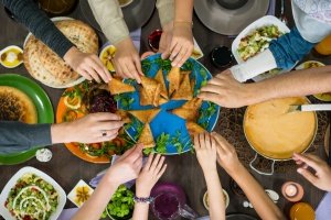 friends sharing food