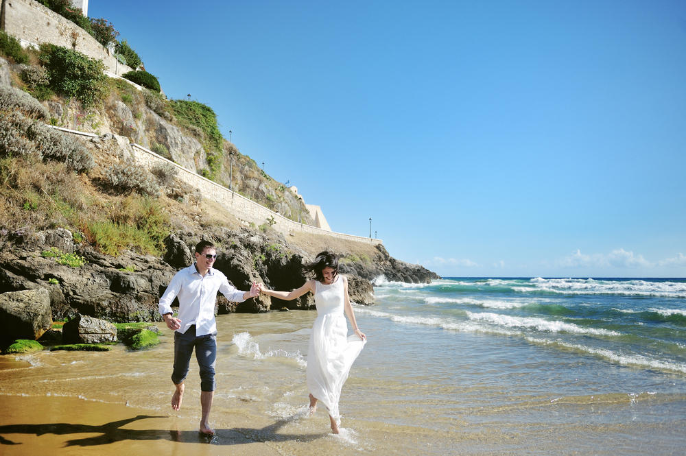 5 Affordable Destination Wedding Locations  Miles Away 