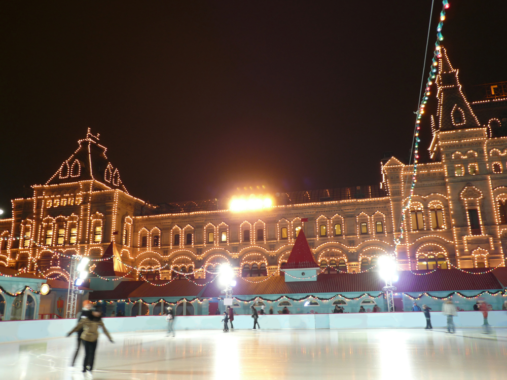 skating-rink on red square in moscow at night