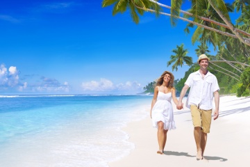 honeymoon couple on beach