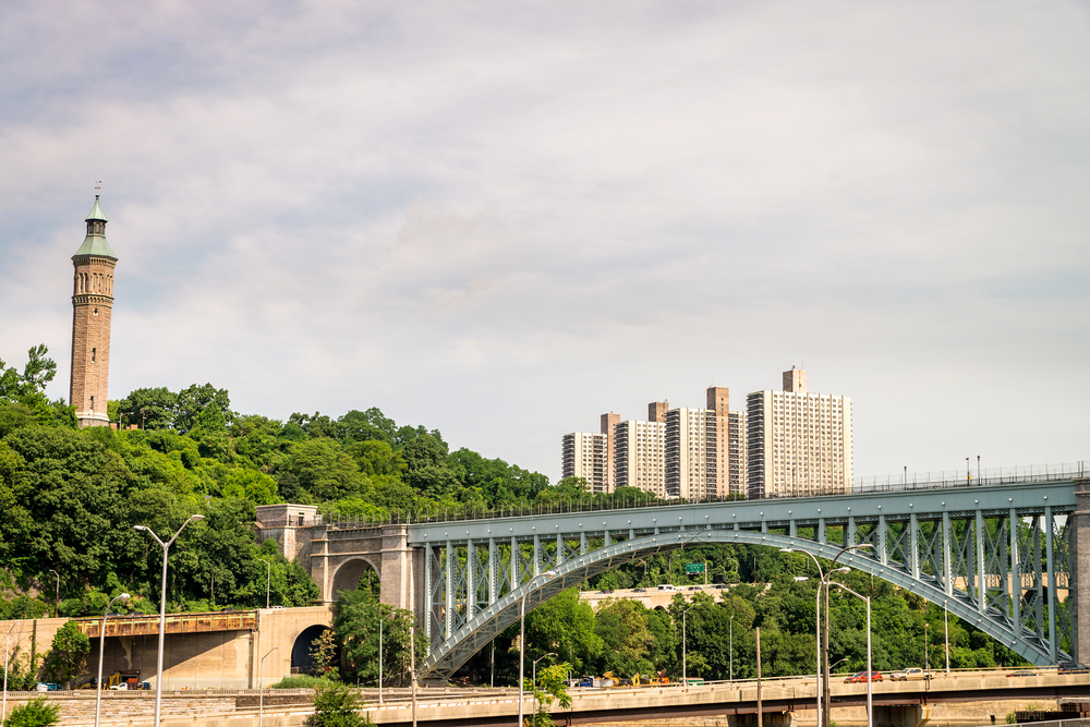 City of the USA: New York, Bronx architecture