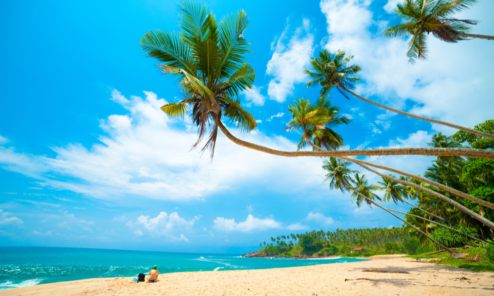 sri lankan beach