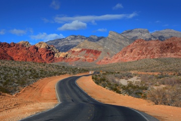 Road to Red rock canyon conversation area