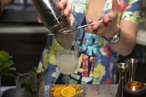 MargaritaDay_woman making a margarita