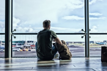 Military_member at the airport