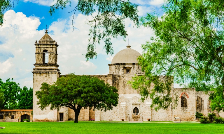 Exploring San Antonio's Hispanic Culture | Miles Away