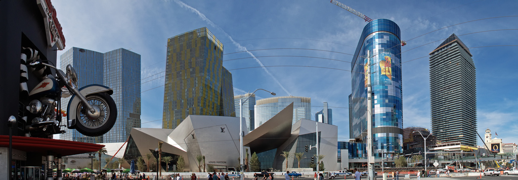 The new CityCenter is hoping to bring back the tourism to Vegas (Flickr: snowpeak)