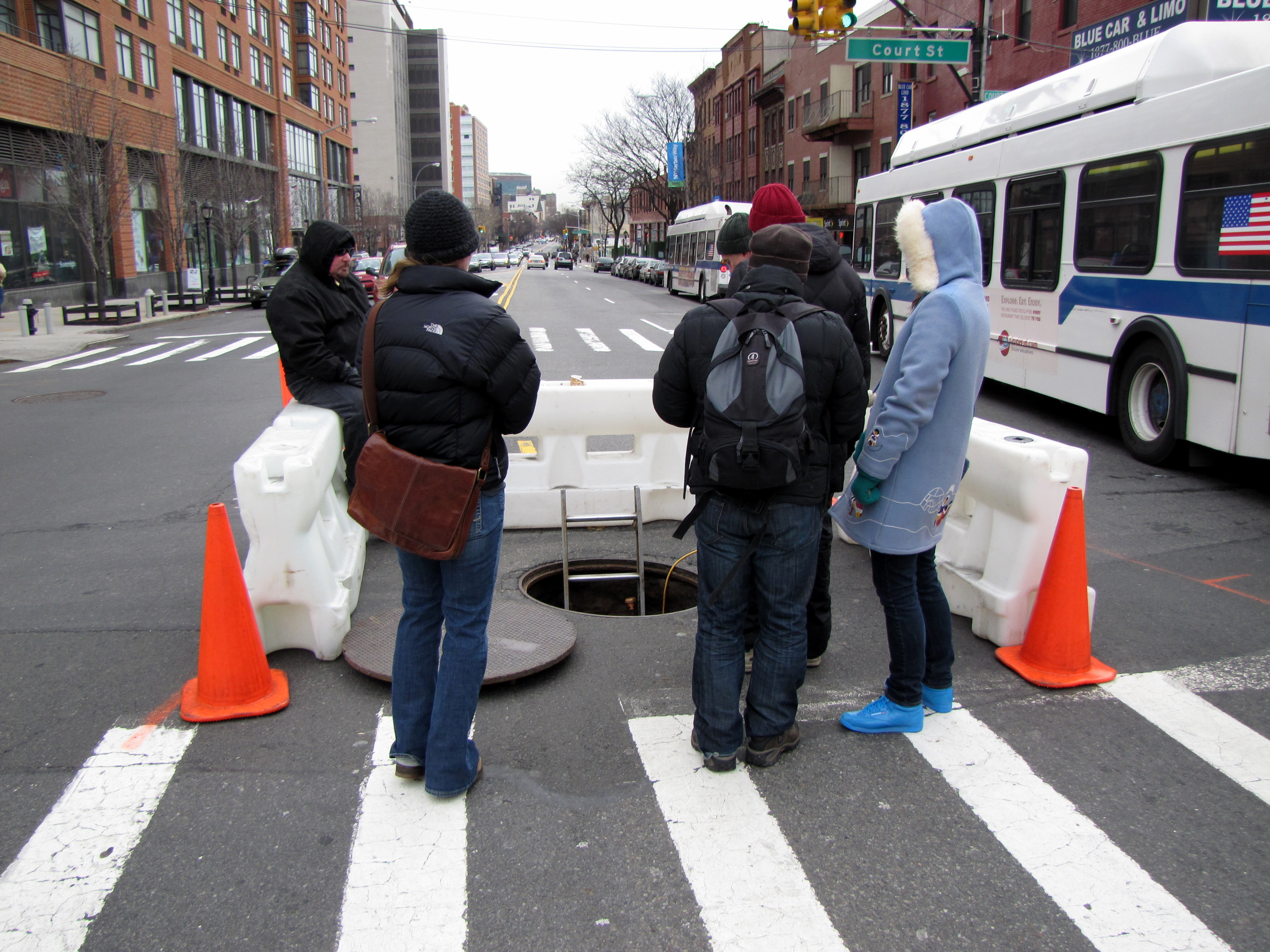 Atlantic Avenue is where people meet to tour the world's oldest subway tunnel (Flickr: David Berkowitz)