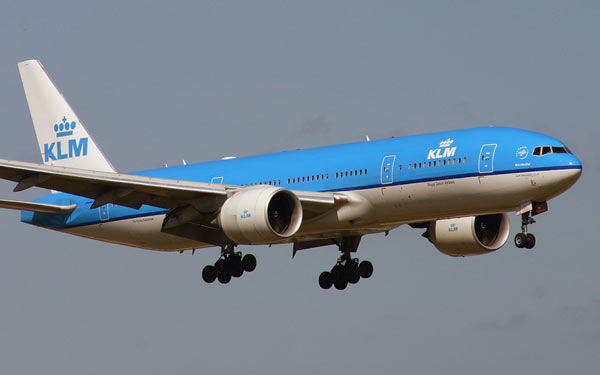 KLM to No Longer Sell Middle Seat