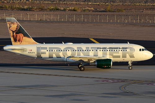 Frontier Airlines Cuts Long Beach Flights, Flickr: alevik123