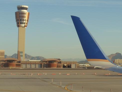 Air-traffic Controllers Union Wants Medical Testing and Monitored Naps, IMG Cred: USA Today