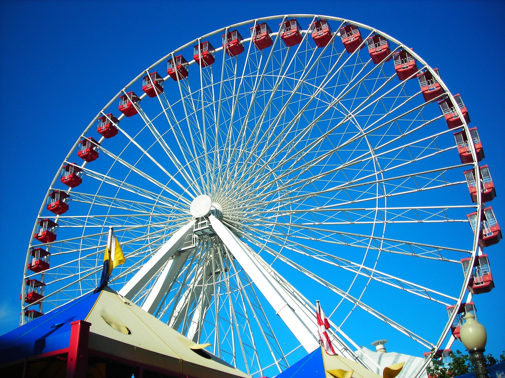 The enormous Ferris Wheel on Navy Pier (flickr: amber.kennedy)