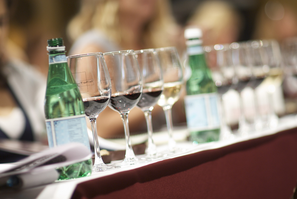 Enjoy world class wine and food in NYC this weekend (Flickr: Fast Forward Event)