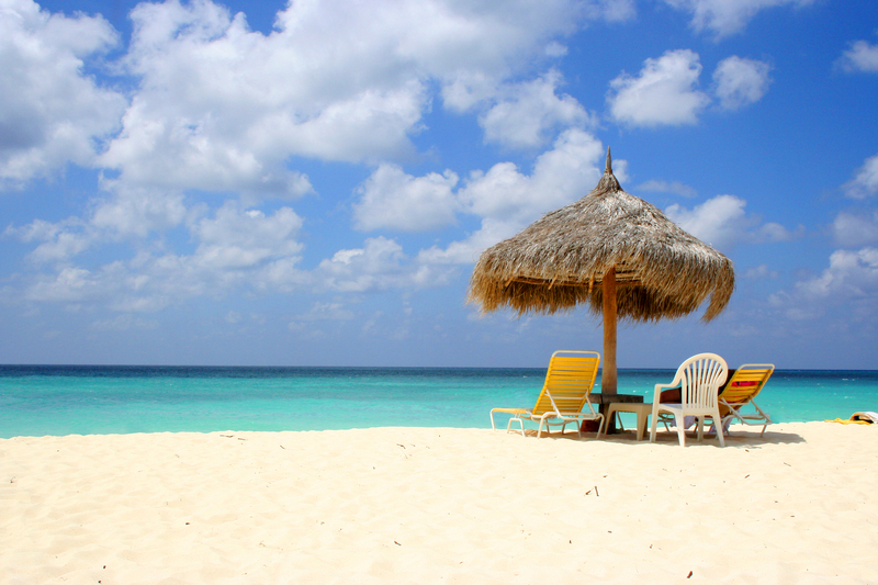 Five Reasons to Book a Flight to Aruba Now