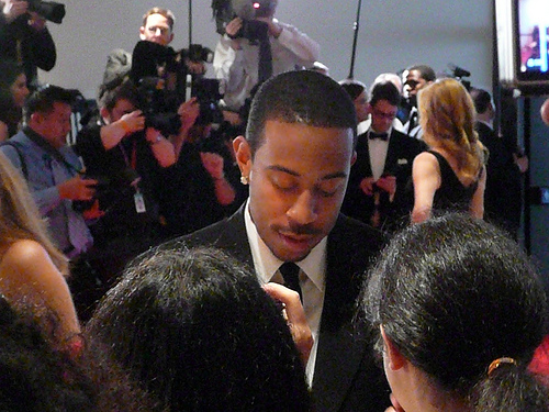 Ludacris signs autographs (CC Flickr photo credit: angela n.)