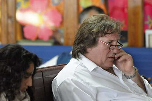 French Actor Gerard Depardieu Urinates on Air France Flight (CC Flickr photo credit: nicogenin)