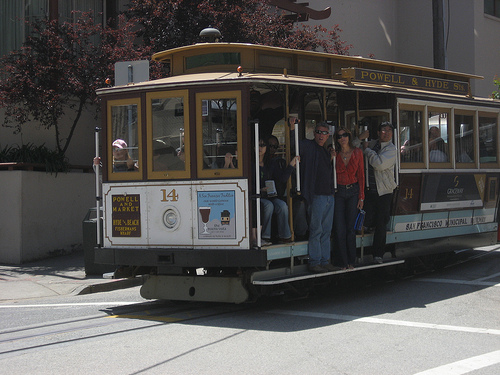 Family Travel: Hop Aboard a Cable Car in San Francisco, Flickr: dannyman