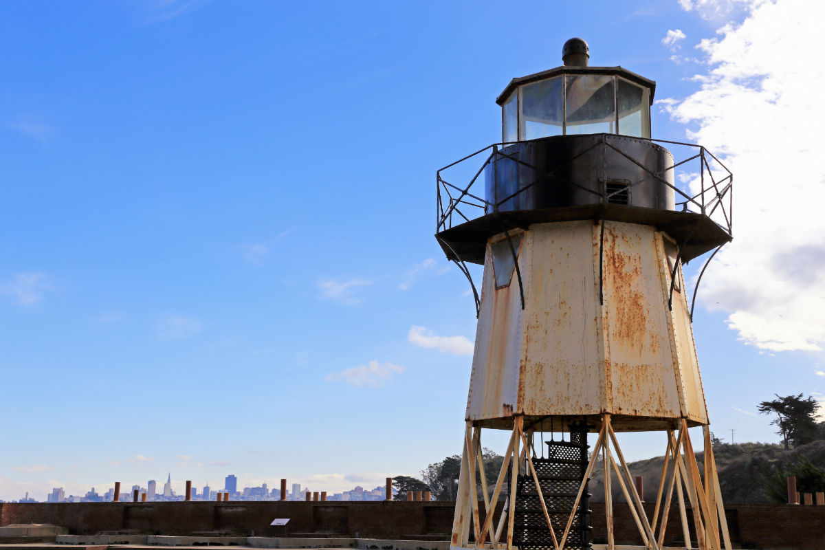 fort point lighthouse