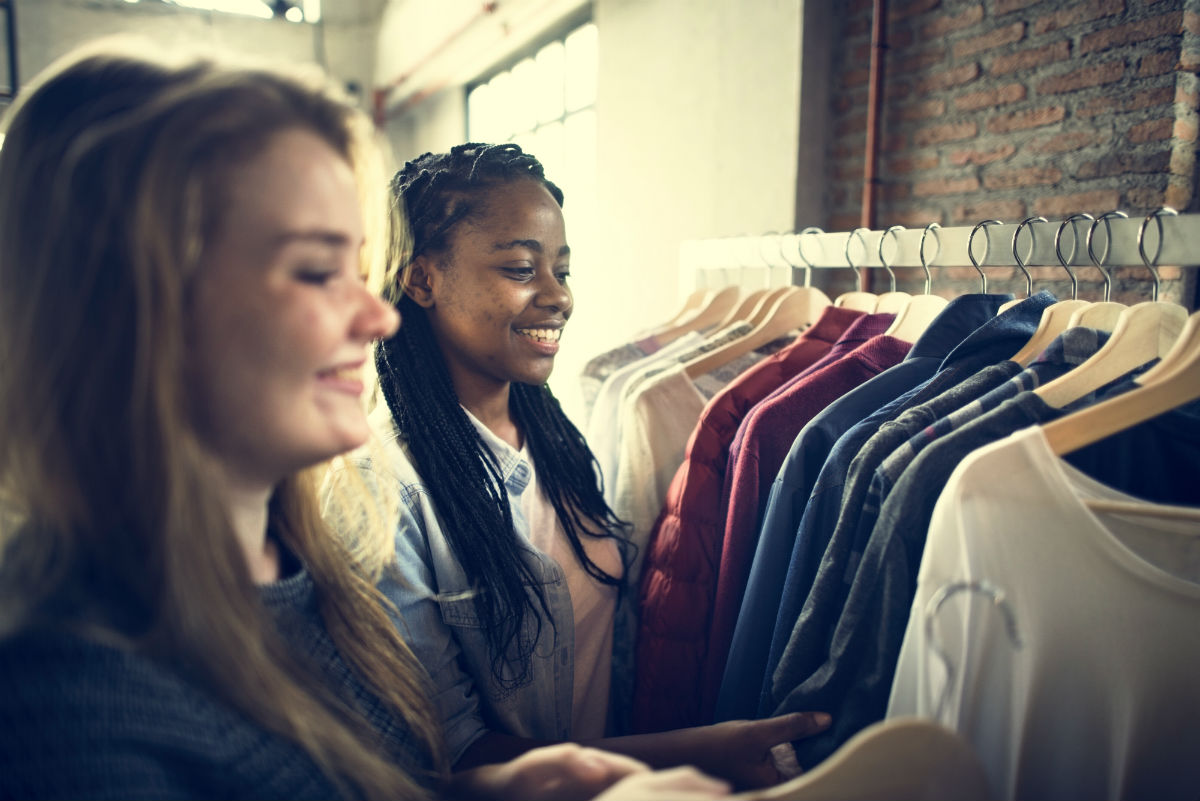 girls shopping for clothes