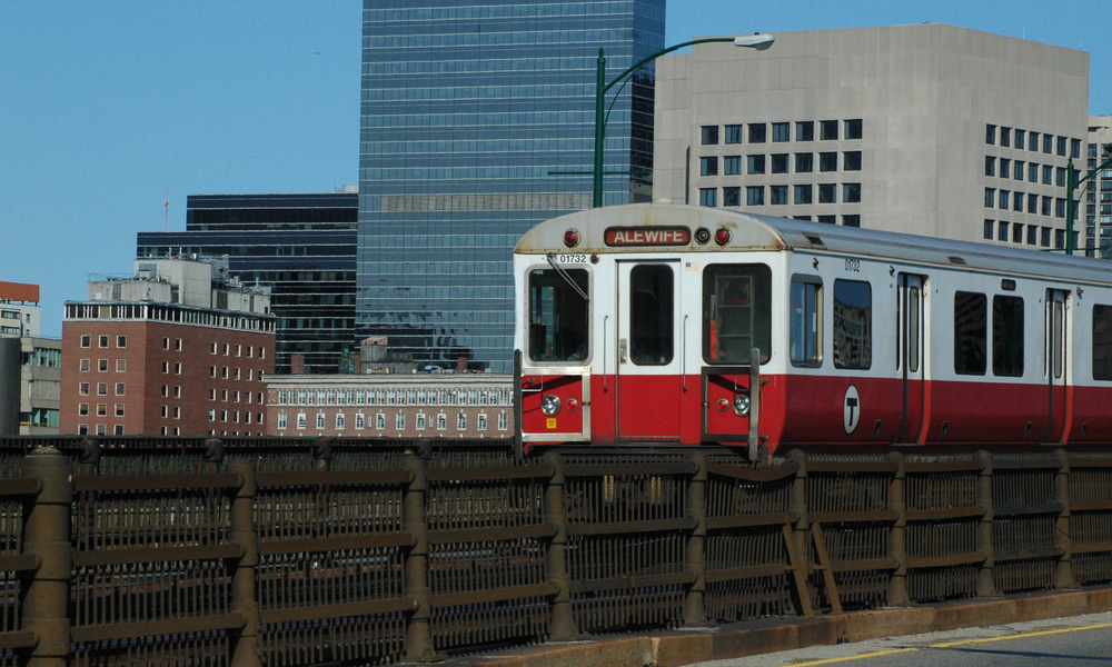 Red Line Train crossing the Charles River